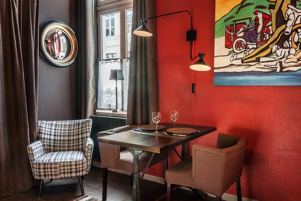 Le 84 Sainte-Cath' Lägenhet Lille Rum bild
